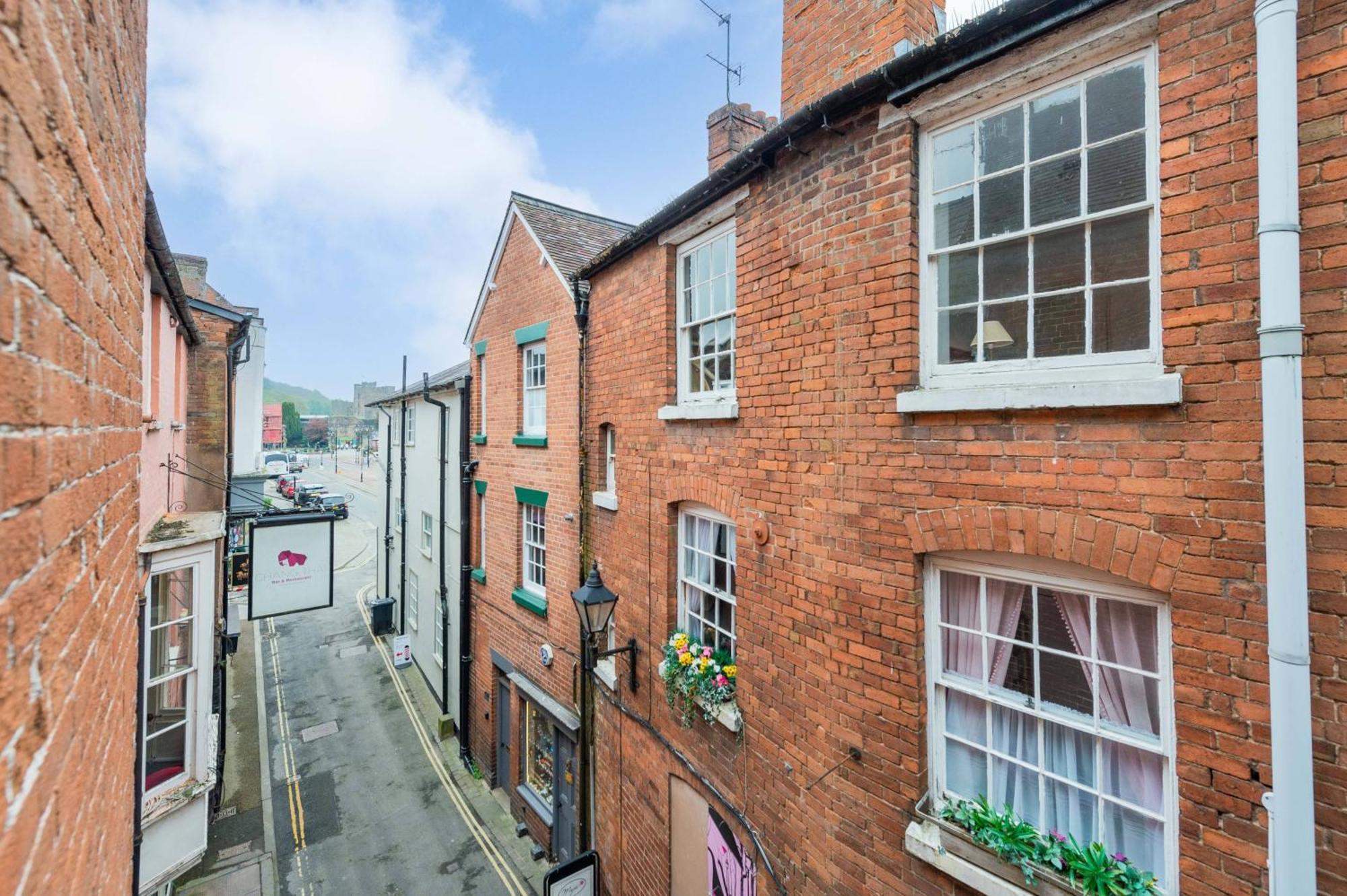 Ludlow Town Centre Apartments מראה חיצוני תמונה